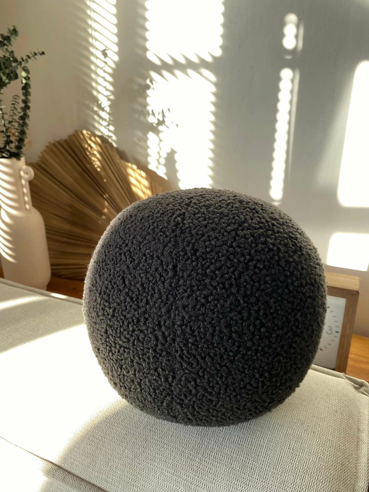 Jastëk dekorativ Teddy Top 20, ngjyrë antracit, Evila Originals