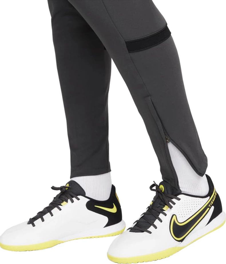 Pantallona sportive për femra Nike, gri