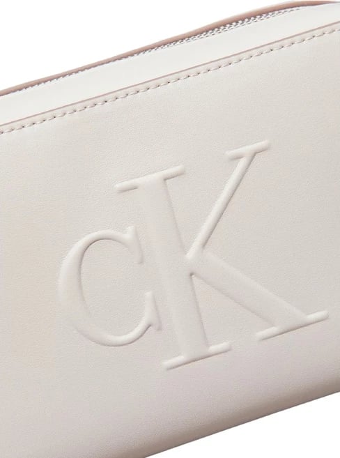 Çantë Calvin Klein femra, e bardhë