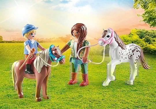 Set lodrash Playmobil Horses of Waterfall 71494, stallë, 100 pjesë