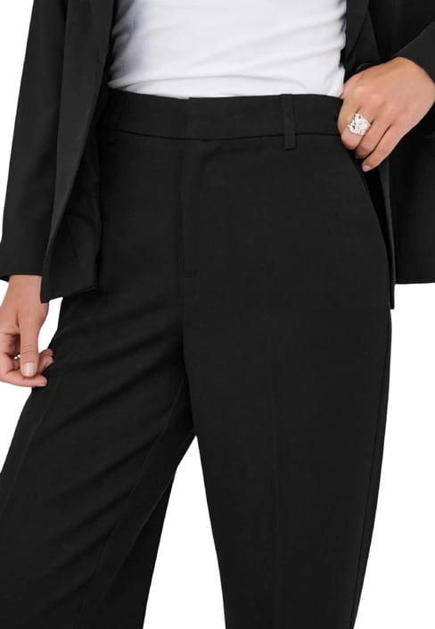 Pantallona Only femra, të zeza