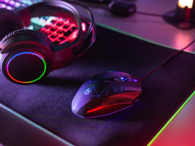 Maus gaming, Tracer, GameZone Space TRAMYS47368, 7200 DPI, 8 butona, sensor optik, rregullim peshe, RGB, USB me kabllo 1.5 m, i djathtë, zi