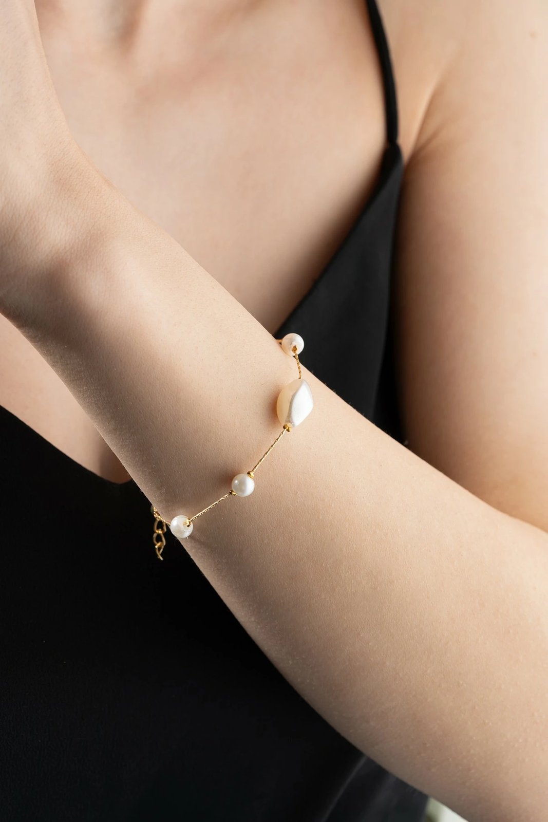 Byzylyk Jumeon, B238801, ngjyrë ari dhe e bardhë