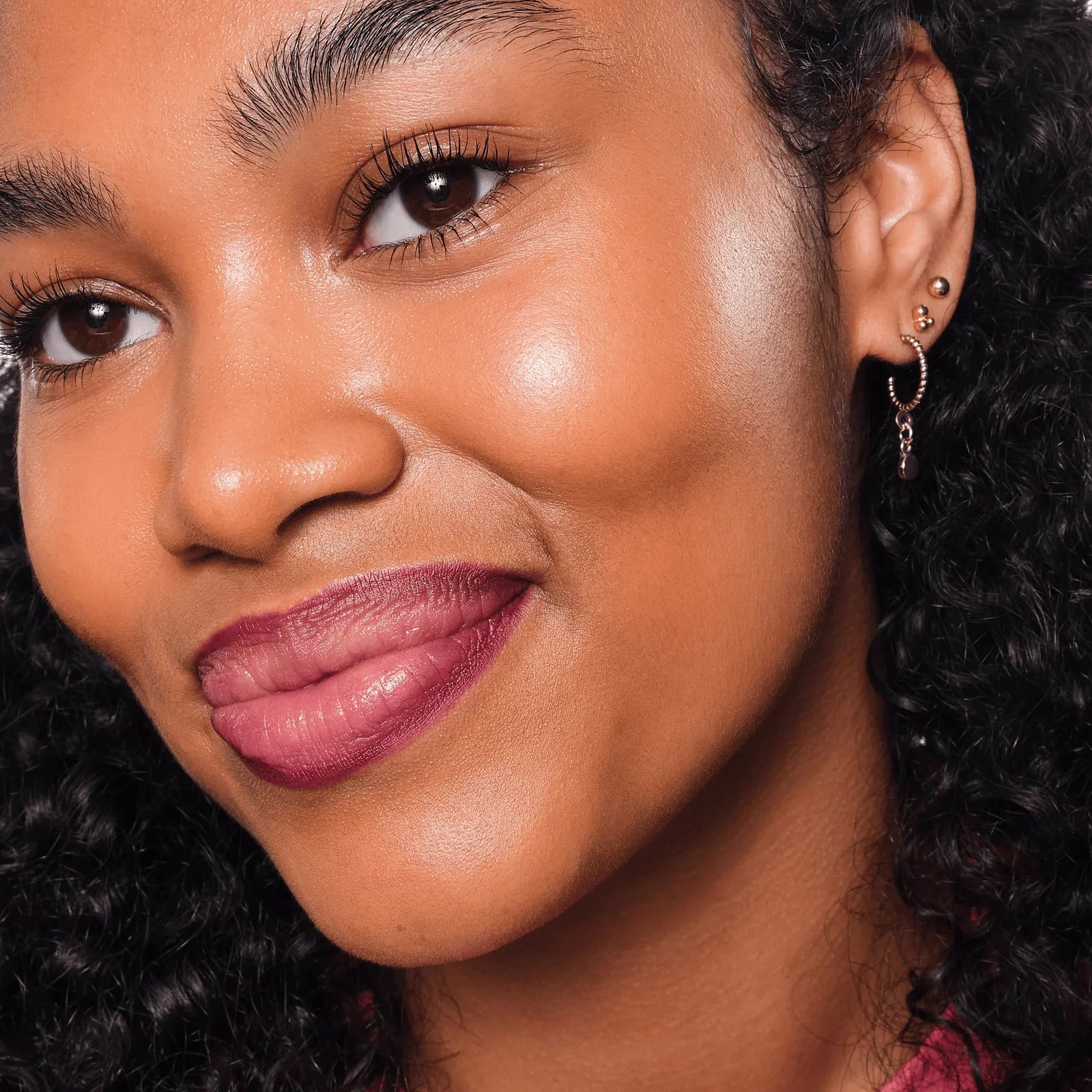 Essence 8H Matte Comfort Lipliner - 19 Burgundy Bestie