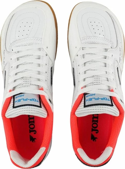 Atlete futbolli për meshkuj Joma, të bardha