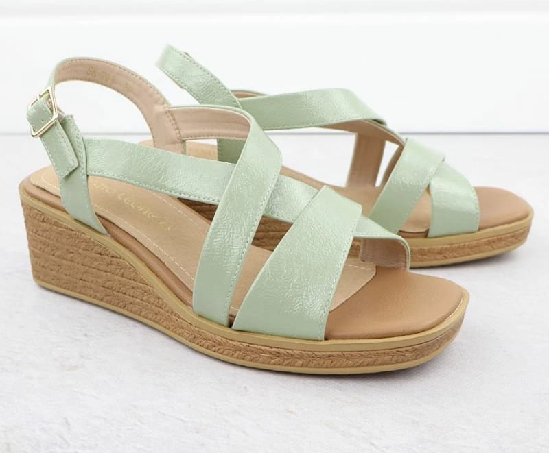 Sandale për femra LEONE SK298, të gjelbra