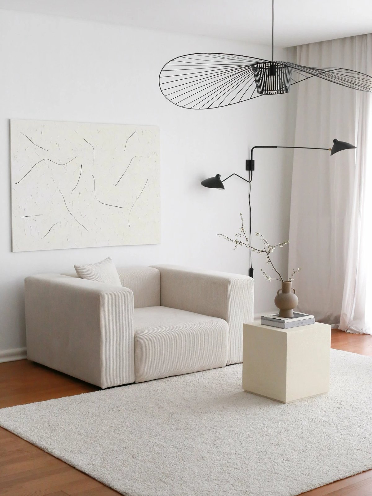 Karrige Wing Atelier del Sofa, Yolo, e bardhë