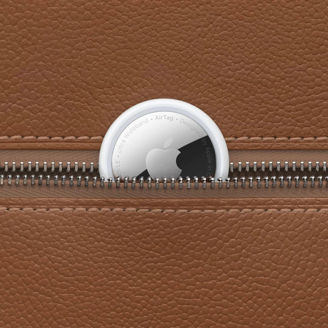 Apple AirTag, 4 copë