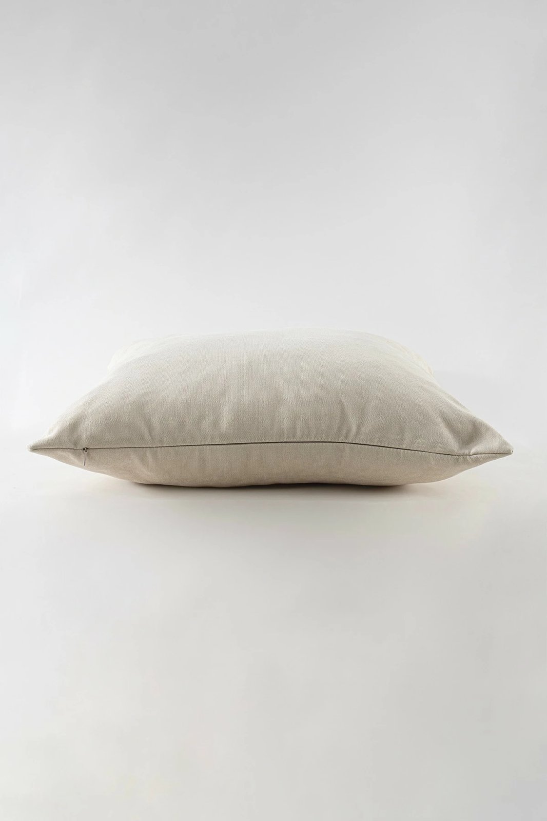 Jastëk mbështjellës krem Evila Originals, 45x45cm