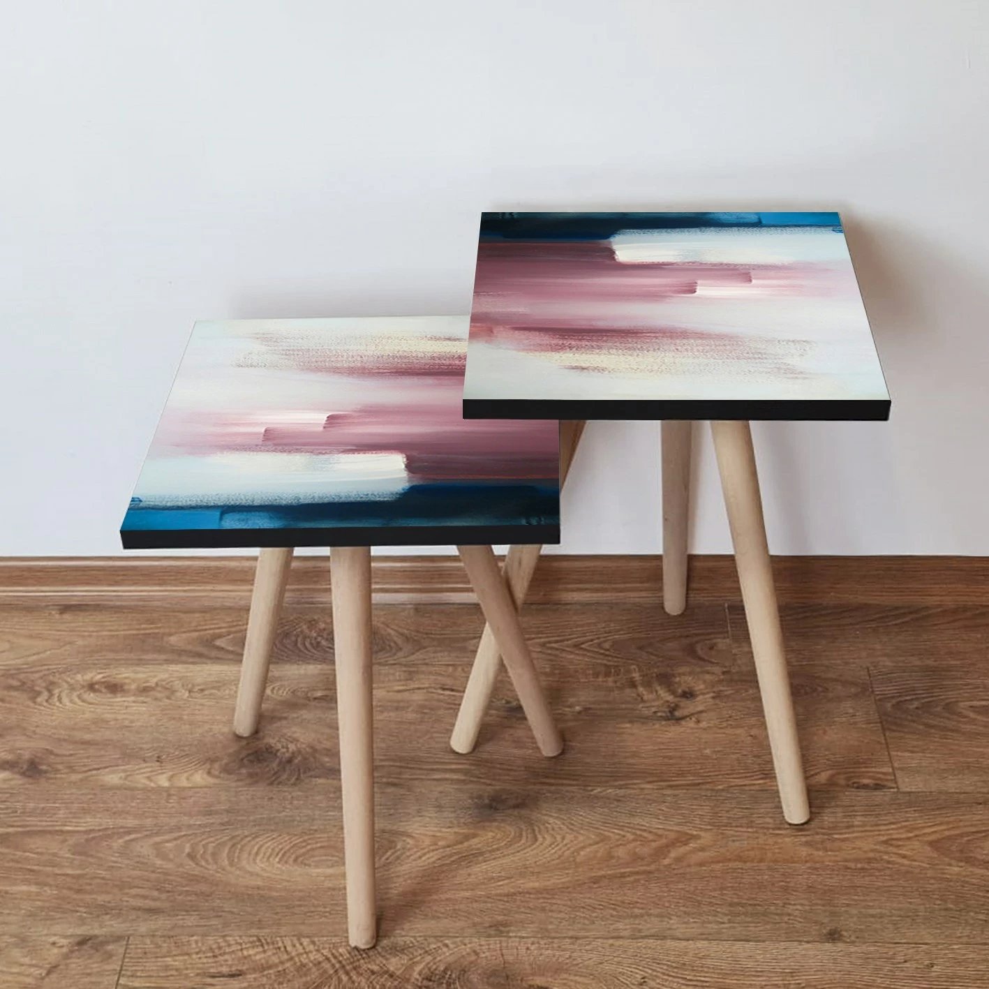 Tavolina ndihmëse të vendosshme (2 copë), Skye Decor, 2Shp95, ngjyrë kaltër e errët, e bardhë, rozë