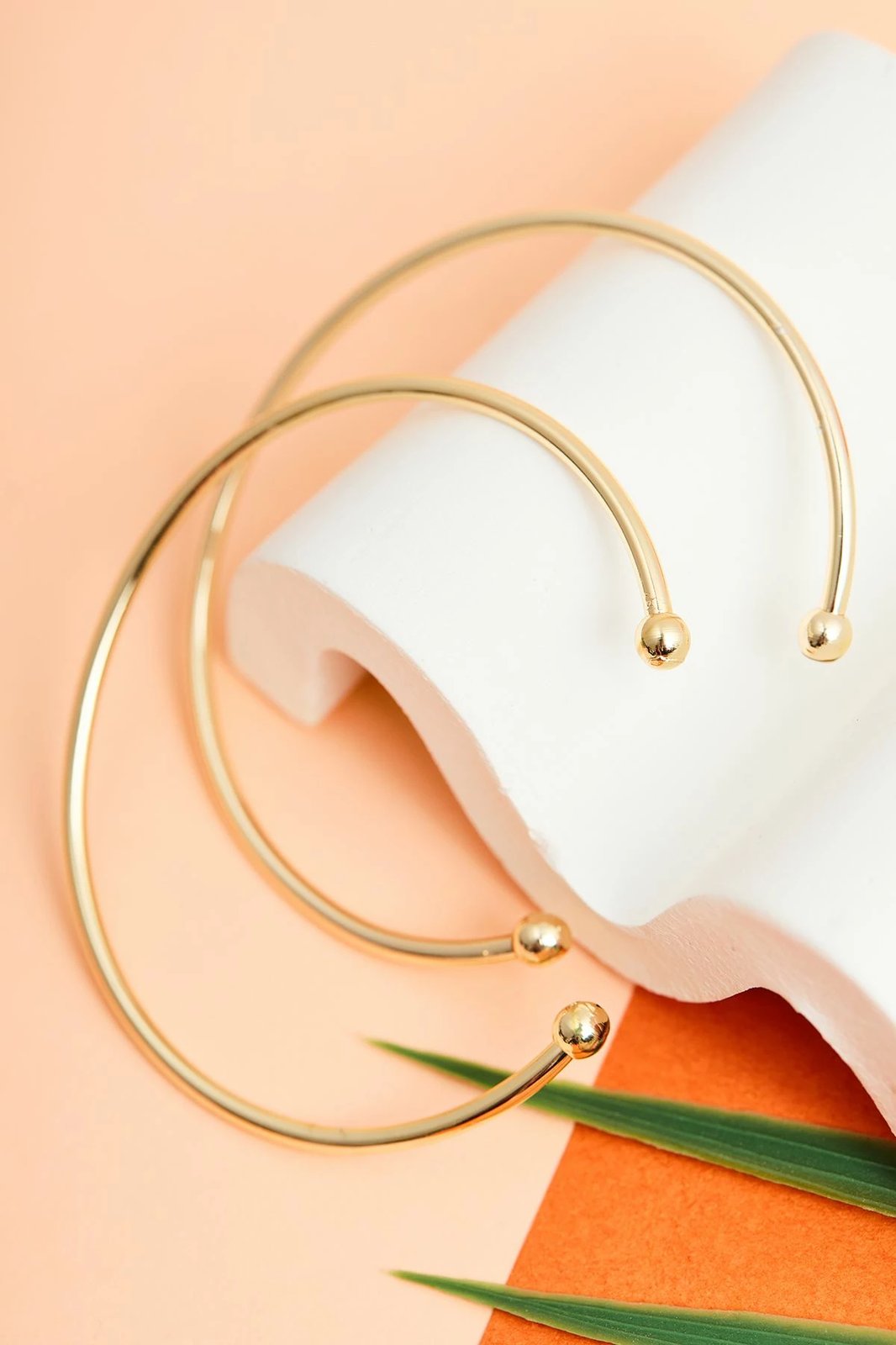 Byzylyk metalik ngjyrë ari Elika, CBL9968