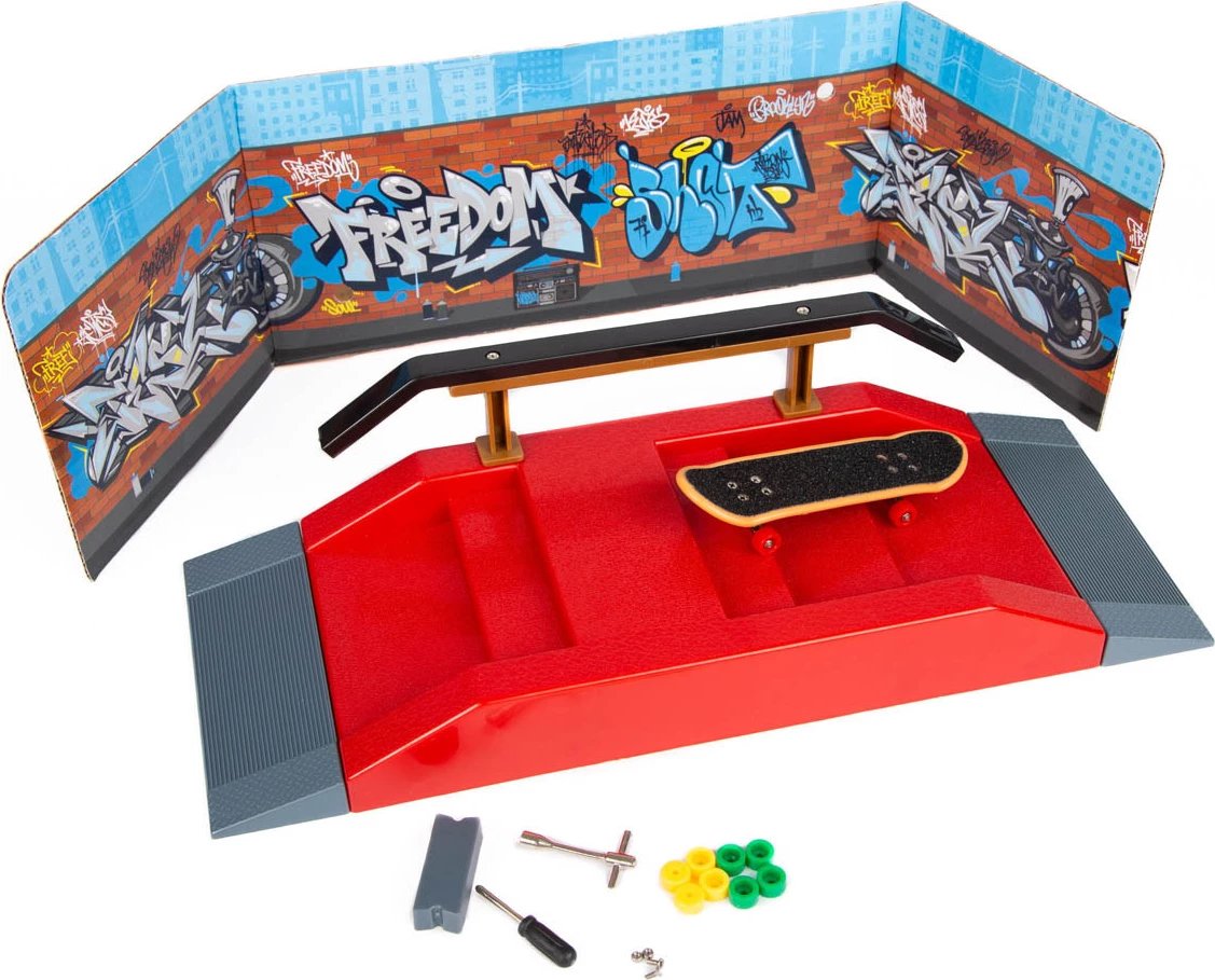 Finger Sk8 Flip Board Skate Park Ramp Set (Styles Vary)