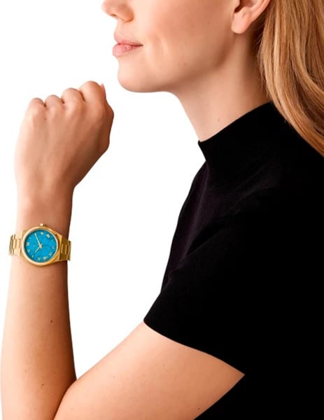 Orë dore MICHAEL KORS LENNOX për femra, e artë me të kaltër