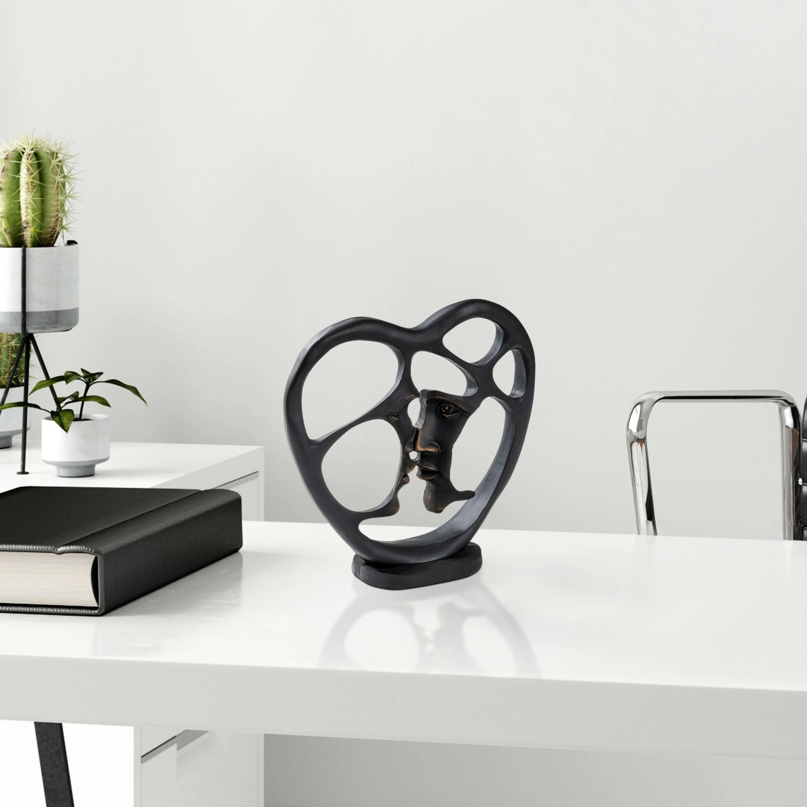 Objekt dekorativ Evila Originals, Love v2, shumëngjyrësh, 25x10x26cm