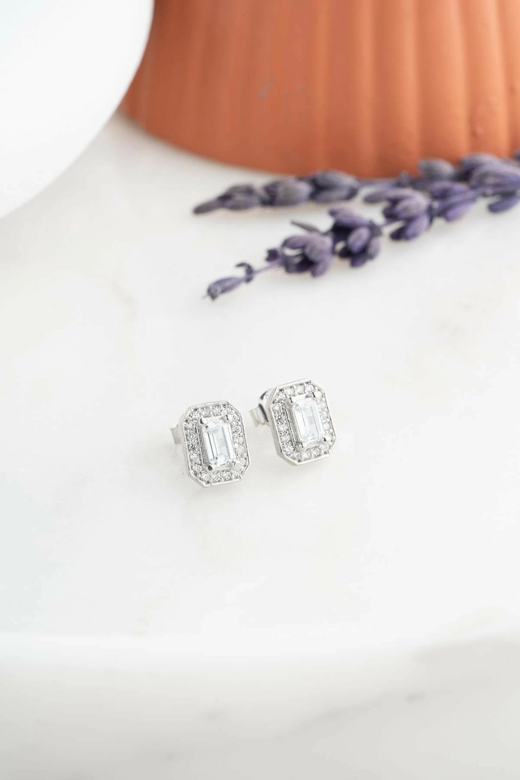 Vathë argjendi Jumeon, NRZ999541