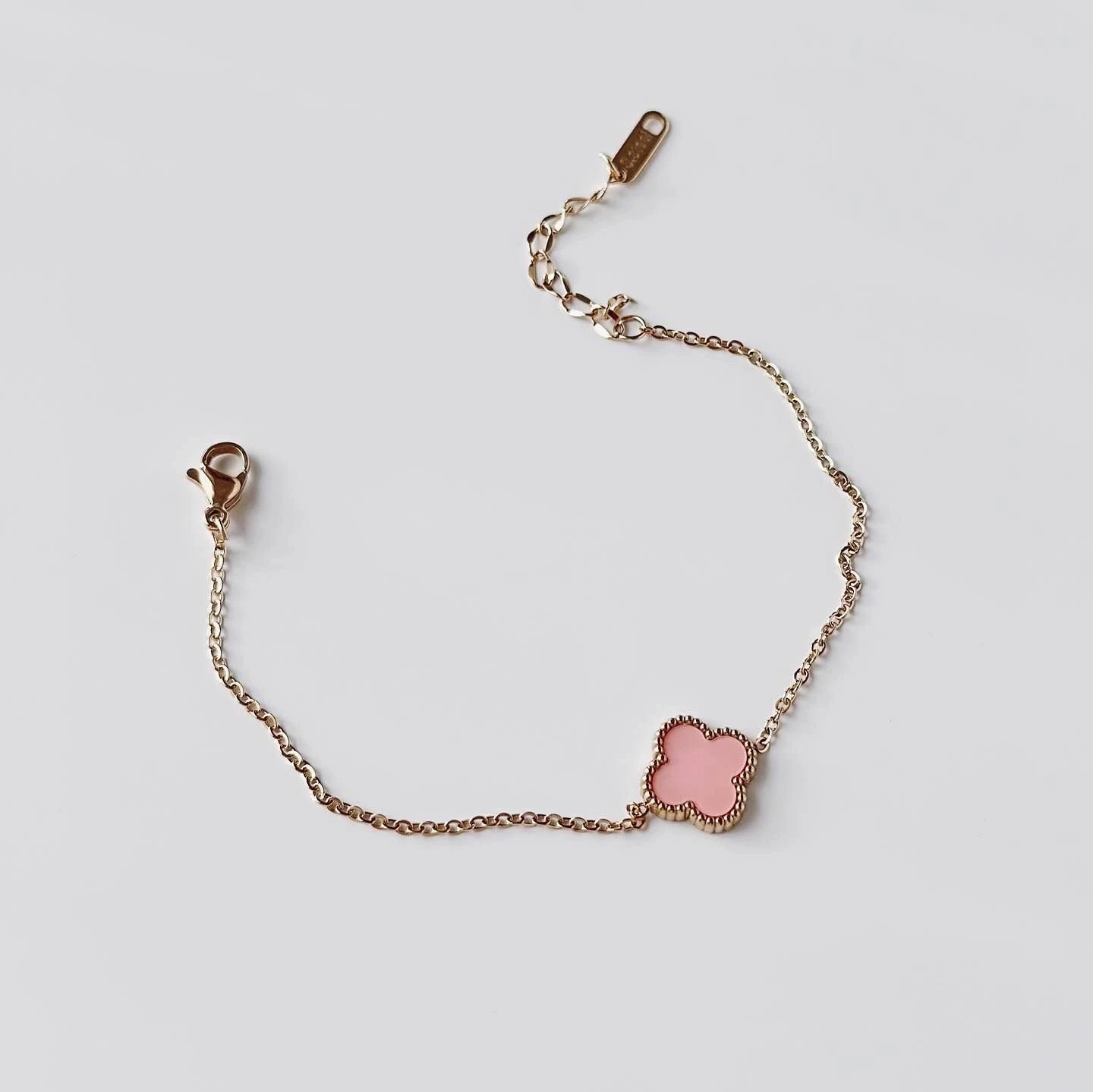 Byzylyk çeliku, ngjyrë ari dhe rozë, Jumeon, Minns