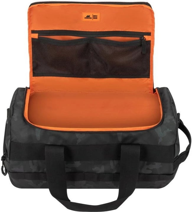 Çantë udhëtimi RIVACASE Sherwood 30L, gri camo Çantë udhëtimi RIVACASE Sherwood 30L, gri camo