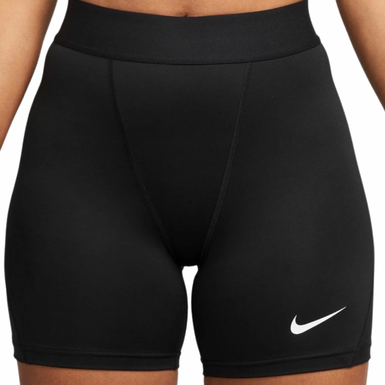 Shorce për femra Nike, të zeza