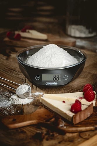 Peshore kuzhine, Adler MS 3164, kapacitet 5 kg, ndarje 1 g, tas plastik 700 ml, ekran LCD, e zezë