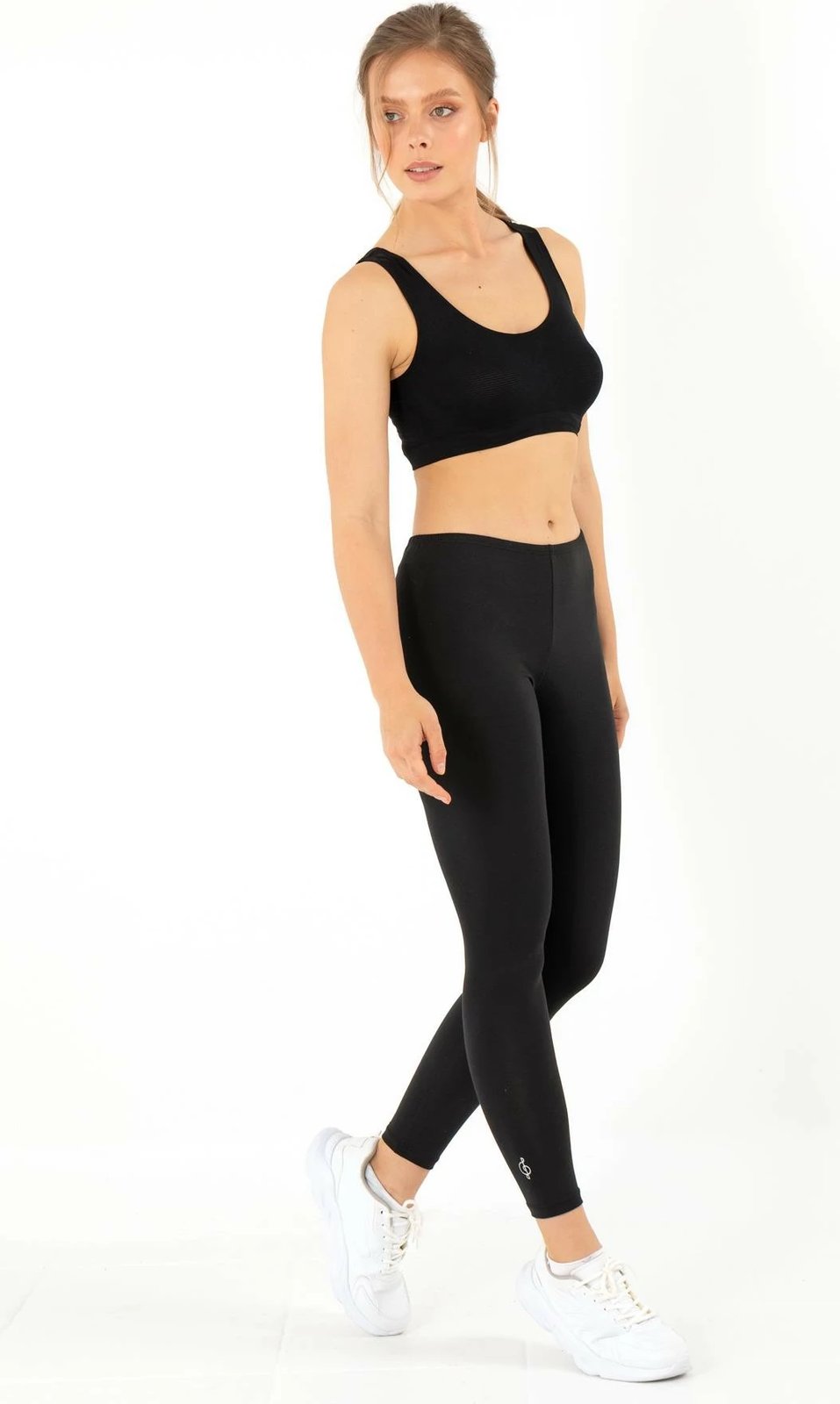 Tuta të zeza Jumeon, 230-000304