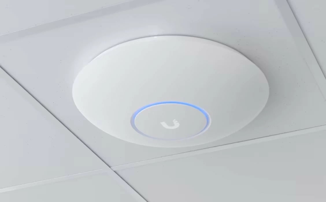 Access point UBIQUITI U7 Pro Max, Wi-Fi 7, i bardhë