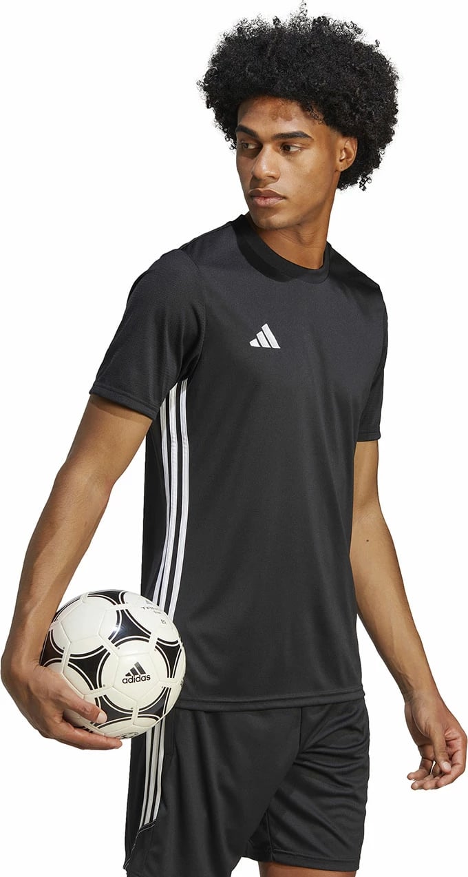 Maicë për meshkuj adidas, e zezë