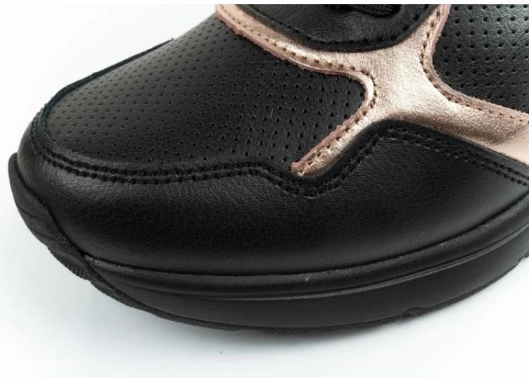 Atlete femra Skechers, të zeza