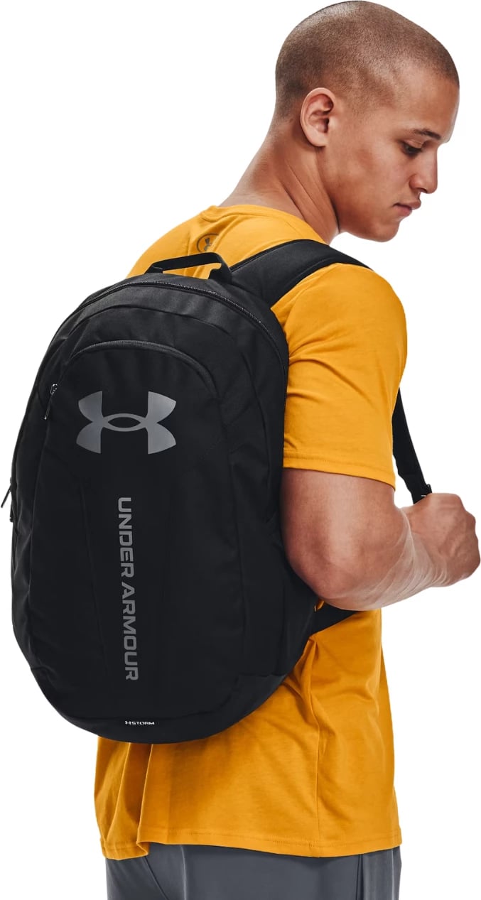 Çantë shpine Under Armour unisex, e zezë dhe gri