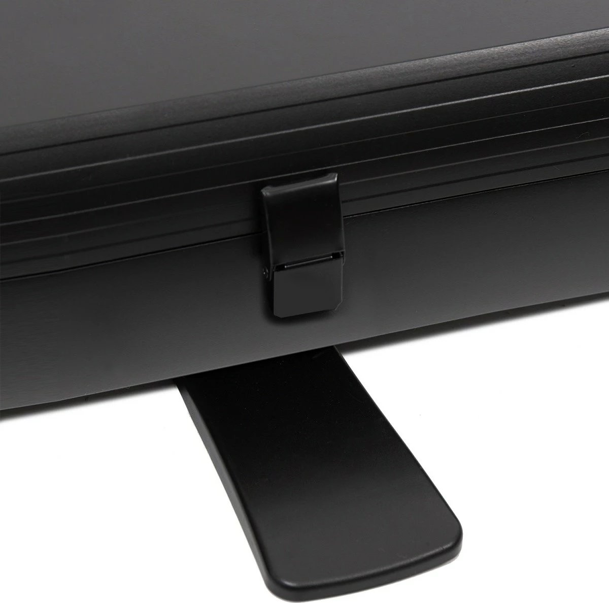 Ekran portativ për projektor Maclean MC-963, 86 inç, 4:3, i zi