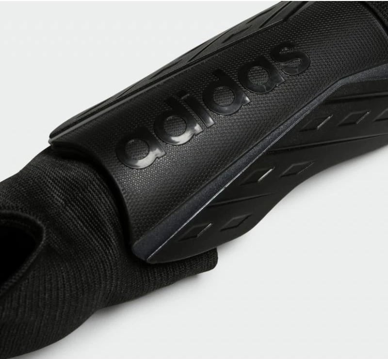 Mbrojtëse për meshkuj adidas, të zeza