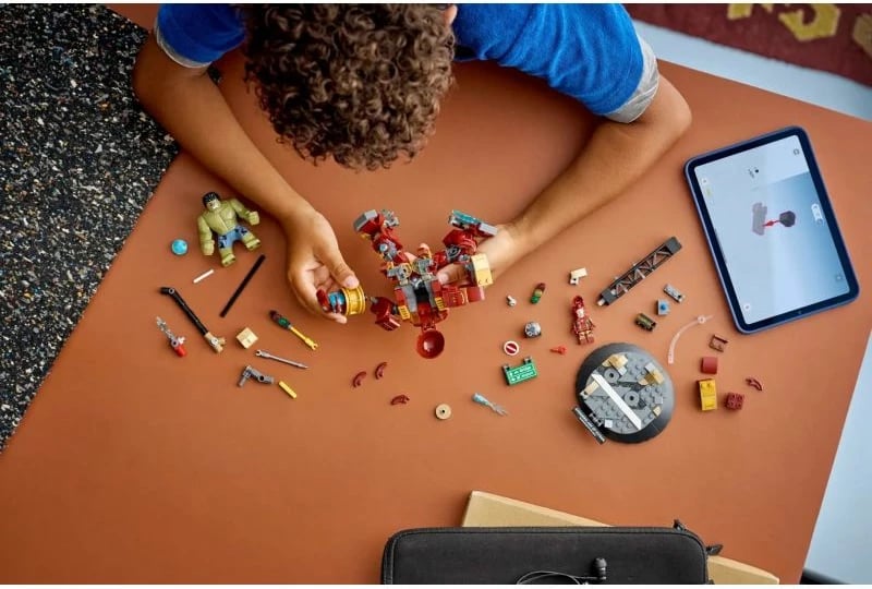 Lego Marvel Super Heroes lodër