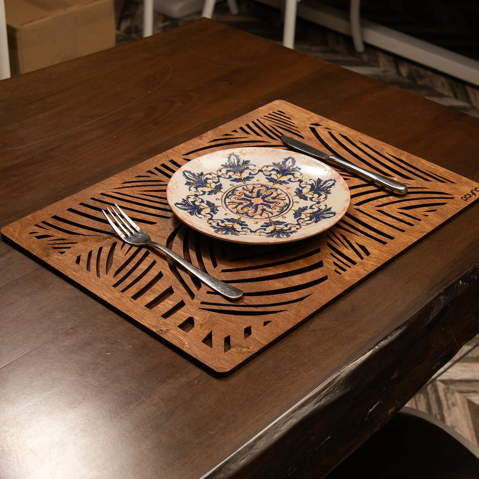 Set nënshtruesish tavoline prej druri, 6 copë, ngjyrë arre, Hermia