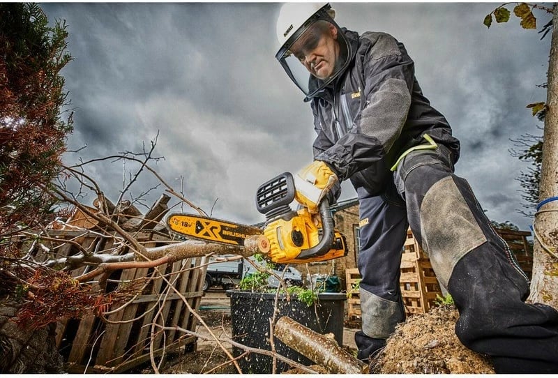 Sharrë elektrike DeWALT DCM565N-XJ, 30 cm, bateri 5 Ah, zi-verdhë