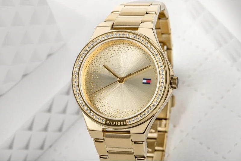 Orë dore për femra Tommy Hilfiger, e artë
