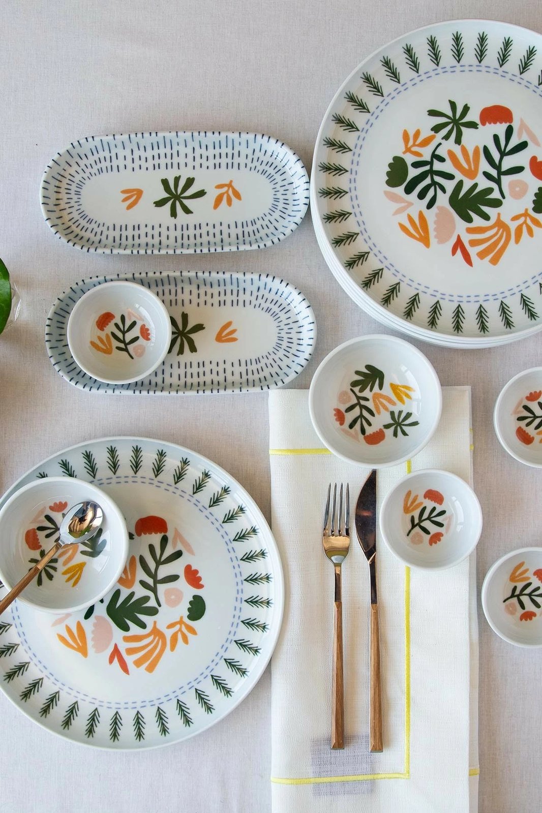 Set mëngjesi 14 pjesësh Hermia Concept, NNMOD14KH880741