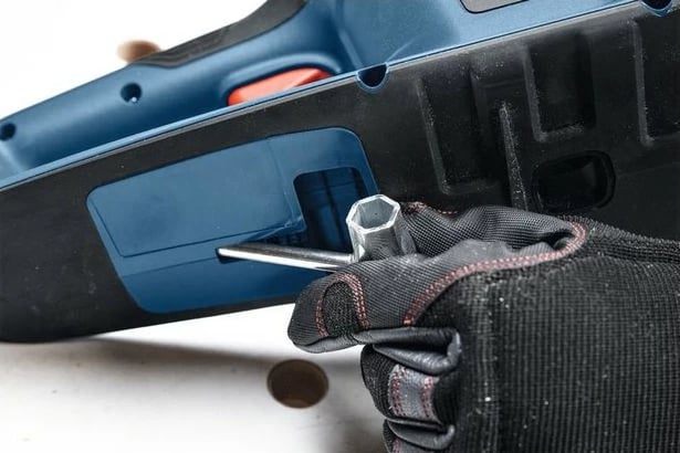 Sharrë elektrike Bosch GKE 18V-40 Professional, 18V, pa kabllo, 40cm, zi/kaltër/kuqe