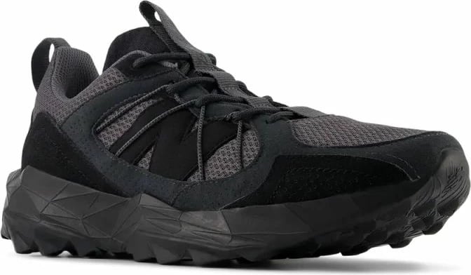 Atlete vrapimi për meshkuj On Running, të zeza