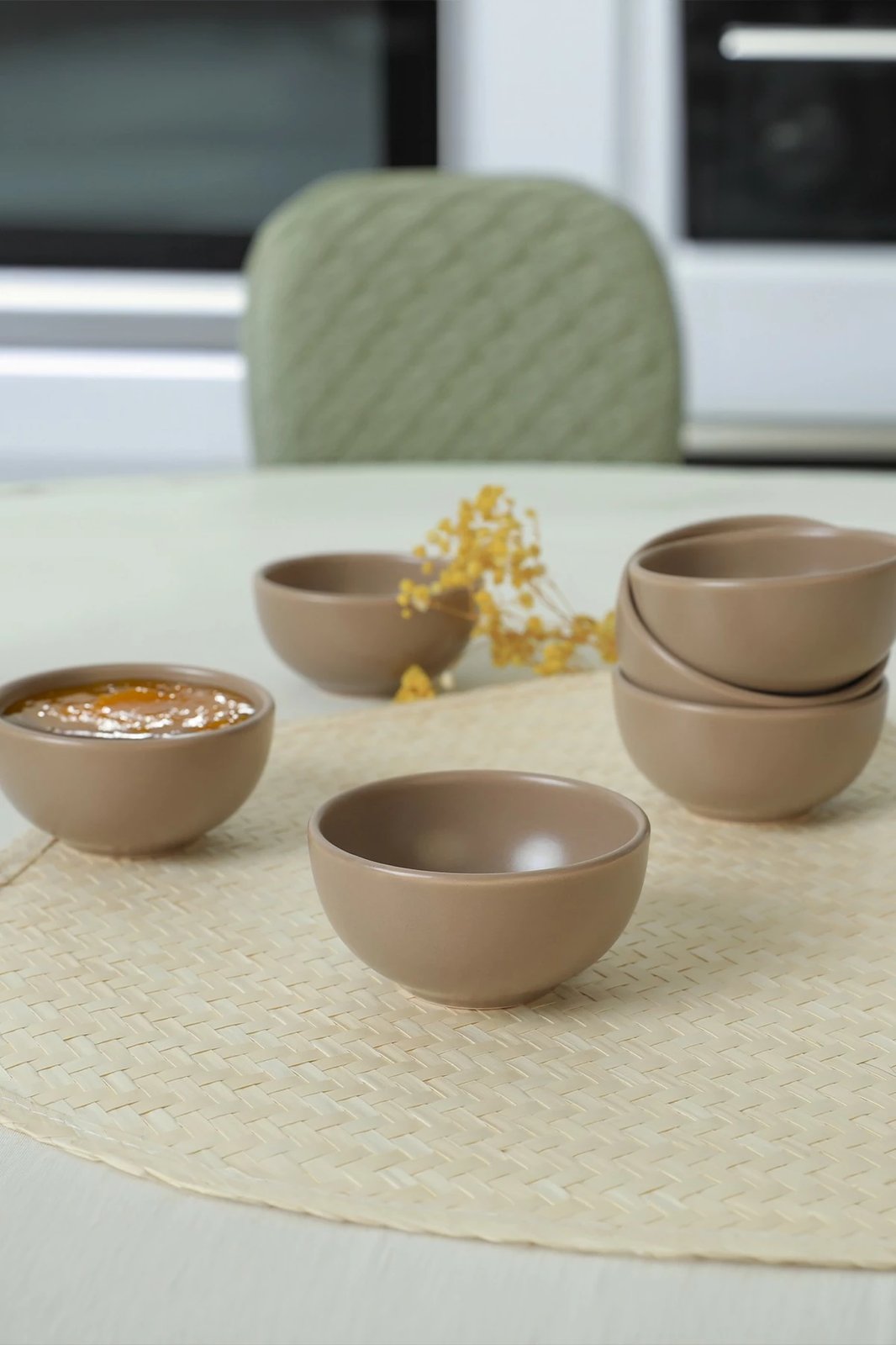 Set 6 pjata të vogla qeramike, ngjyrë taupe mat, Hermia Concept, ST101106F977A000000MAZ1000 Set 6 pjata të vogla qeramike, ngjyrë taupe mat, Hermia Concept, ST101106F977A000000MAZ1000