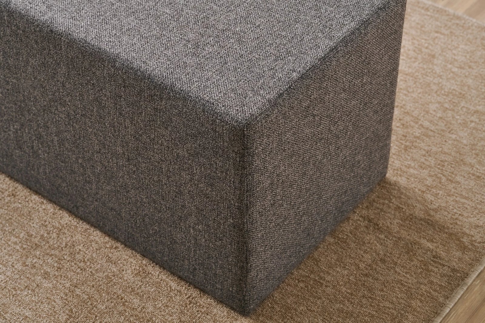 Puf Atelier del Sofa, Demre, antracit