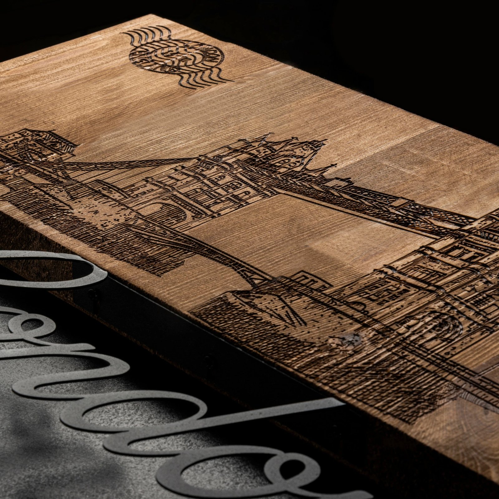 Aksesor dekorativ për mur, dru dhe metal, Wallity, Londër