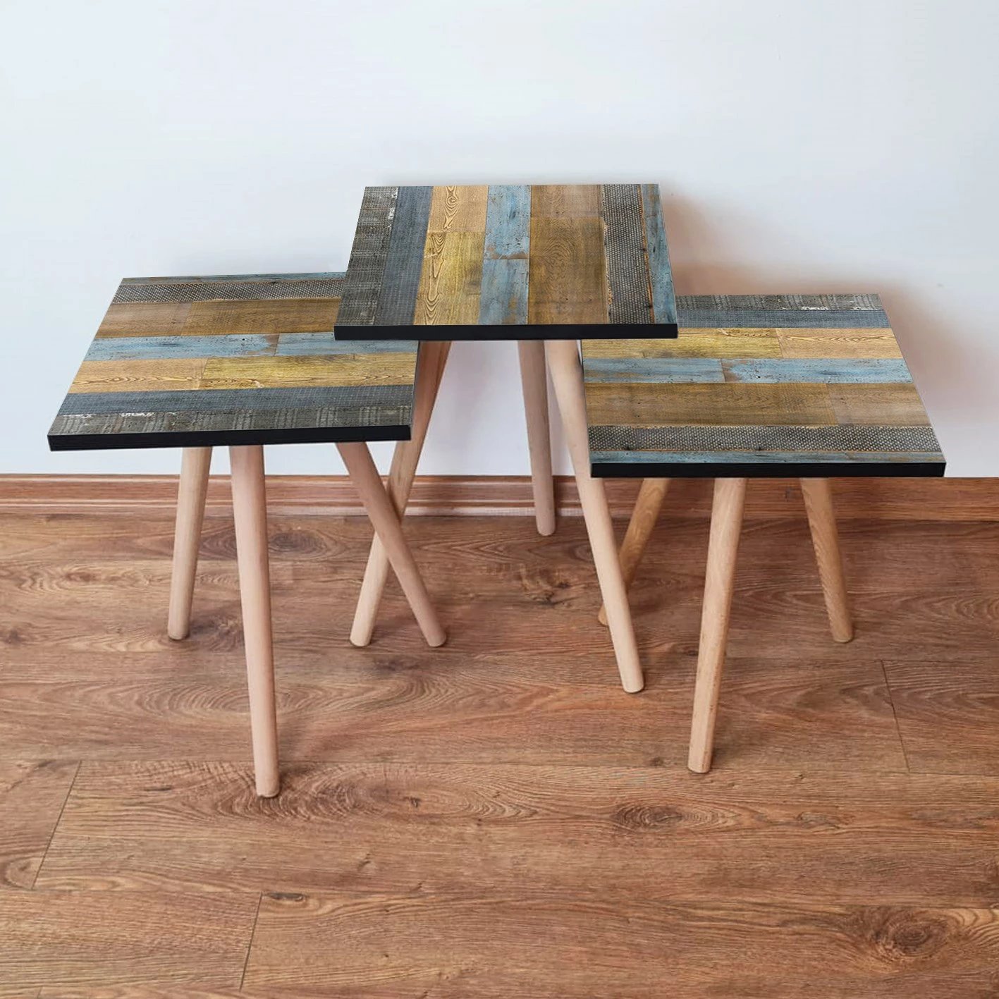 Set tavolinash të vendosshme, shumëngjyrëshe, Skye Decor, 3 copë, 3Shp2