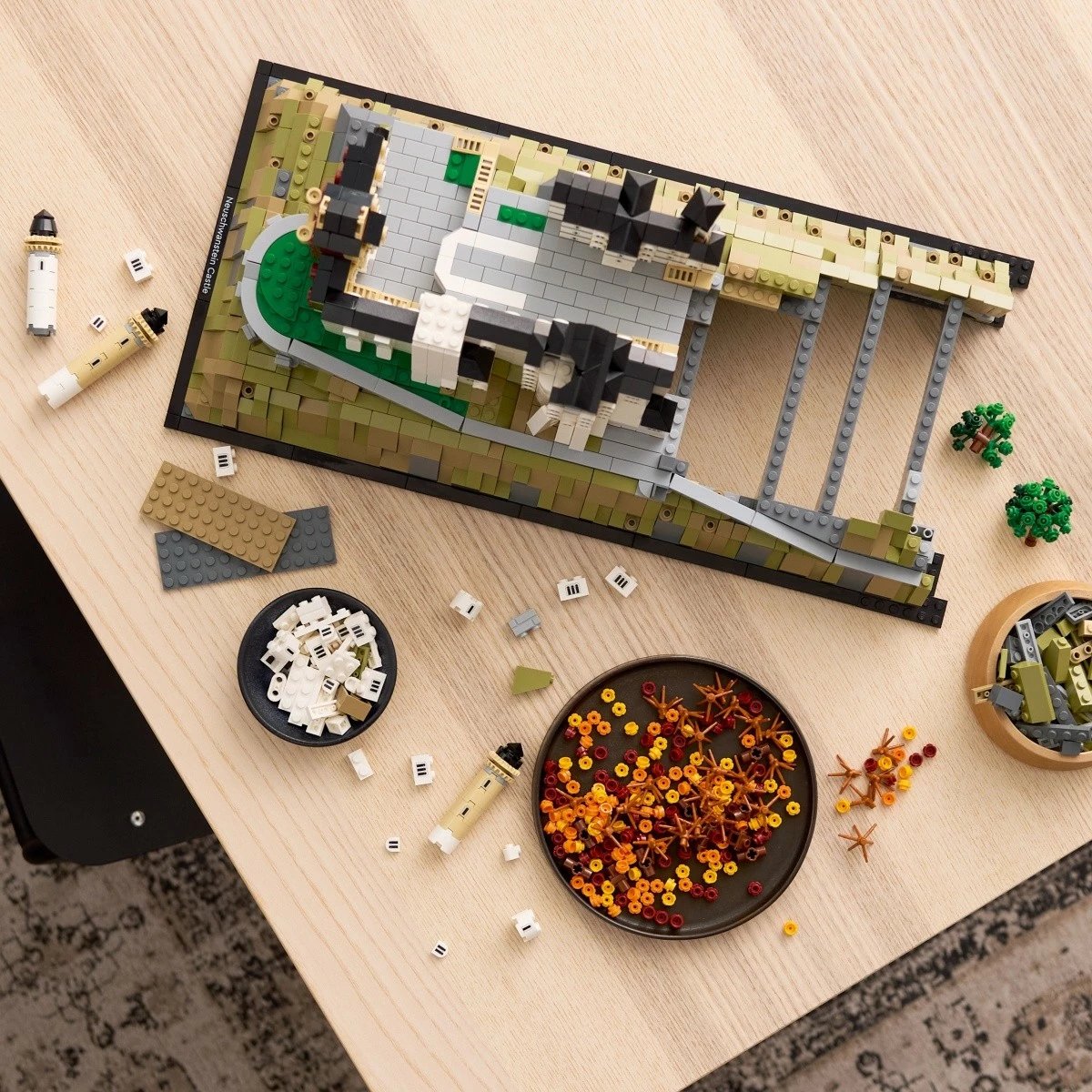 Set ndërtimi LEGO Architecture 21063 Neuschwanstein Castle, 3455 pjesë Set ndërtimi LEGO Architecture 21063 Neuschwanstein Castle, 3455 pjesë