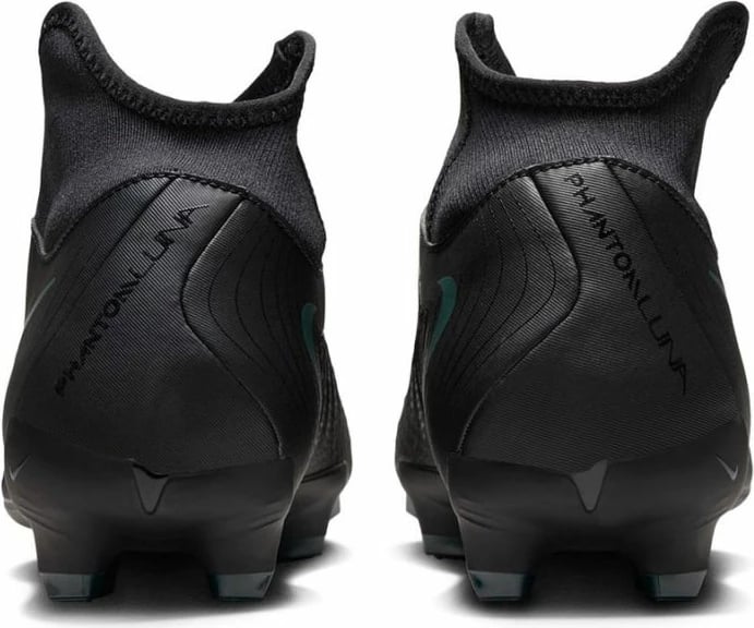 Atlete futbolli Nike për meshkuj, të zeza