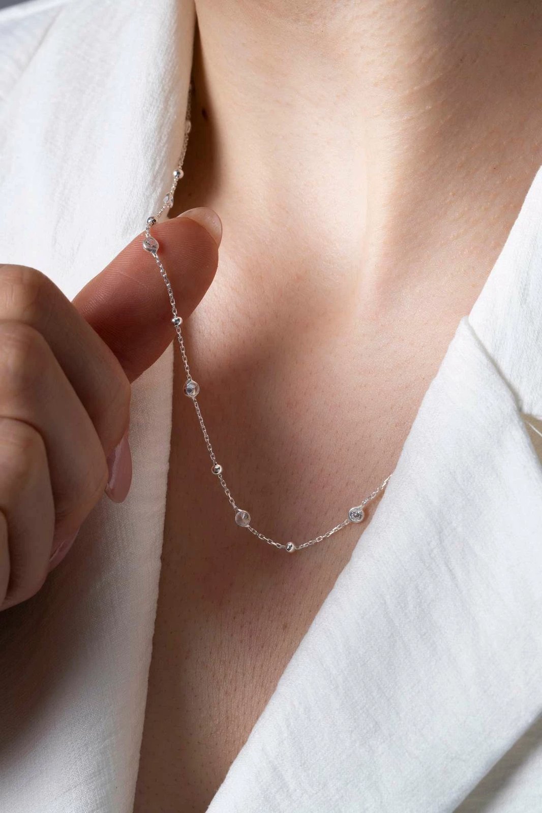 Varëse argjendi Jumeon, TFNY65231, e bardhë