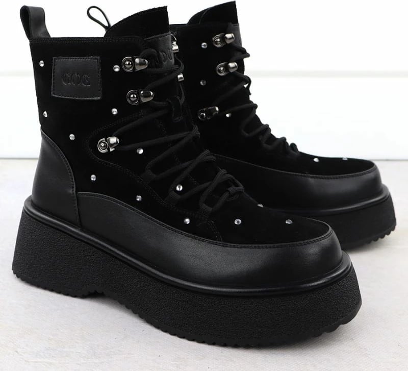 Çizme lëkure për femra Goe SS2N4140, të zeza