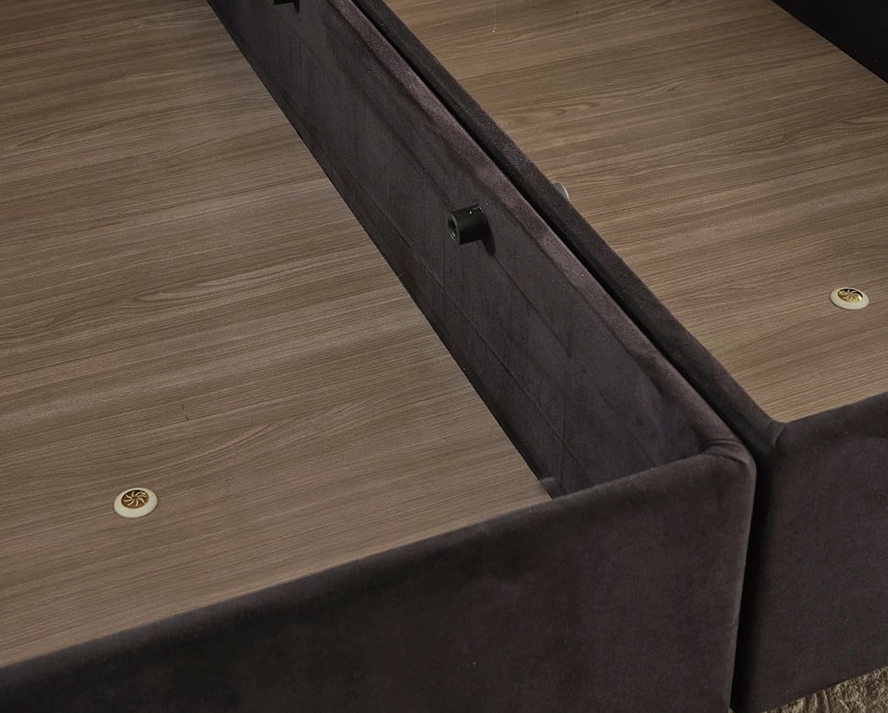 Baza dyshe Skye Decor, Ela Double, e zezë, 140x190