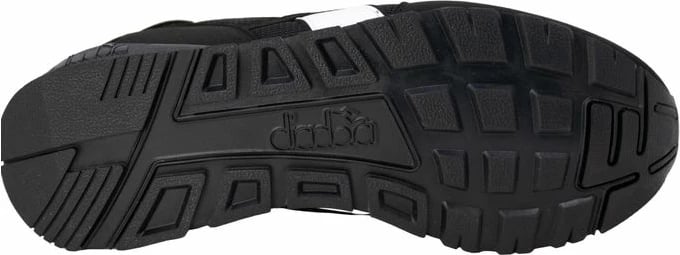 Atlete Diadora për meshkuj, të zeza