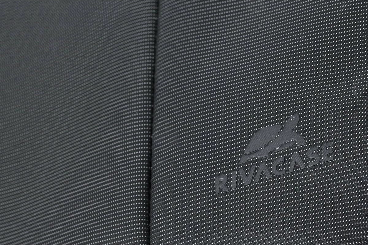 Mbështjellës laptopi RIVACASE Central 17.3" i zi