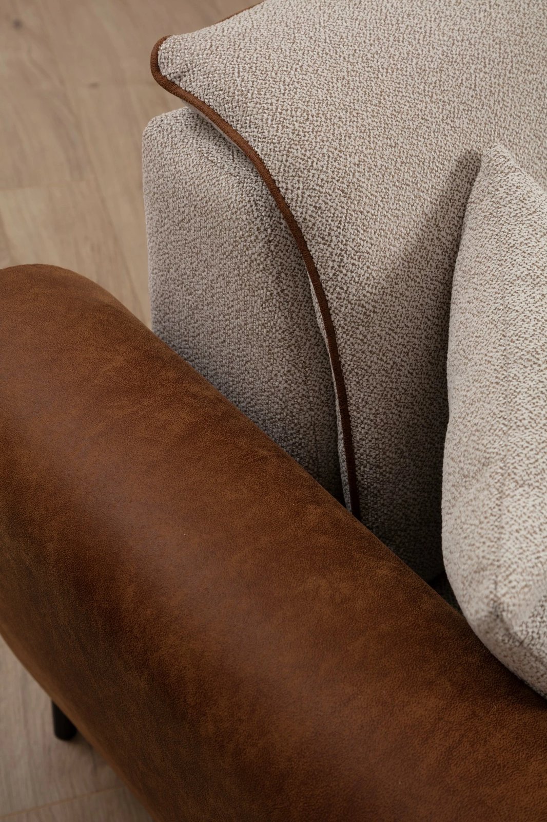 Kënd-sofë krevati Atelier del Sofa, anë e djathtë, bezhë, kanelle
