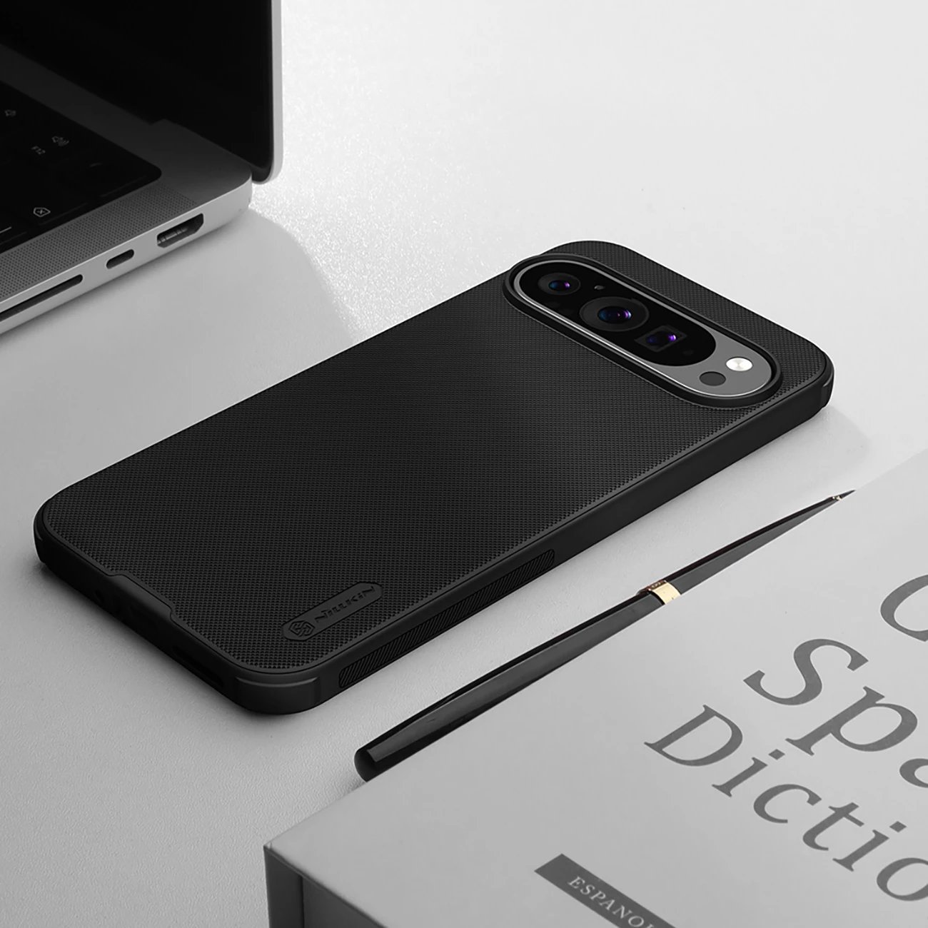 Mbështjellës Nillkin Super Frosted Shield Pro Magnetic për Google Pixel 9, i zi